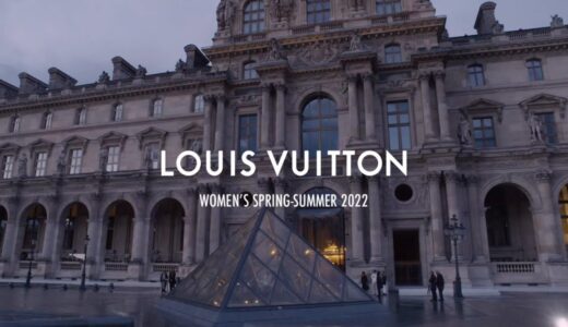Louis Vuitton、ルーブル美術館で開催した＜2022ウィメンズ春夏コレクション＞のショー映像公開